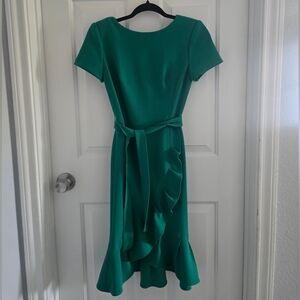 Calvin Klein Emerald Green Dress Short Sleeve Ruffle Hem size 2